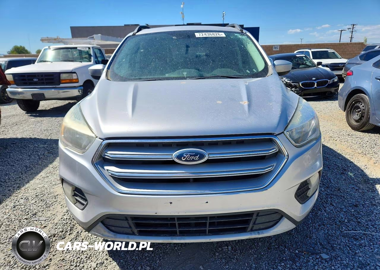2018 Ford Escape Se VIN:1FMCU0GD2JUB15795 - 5