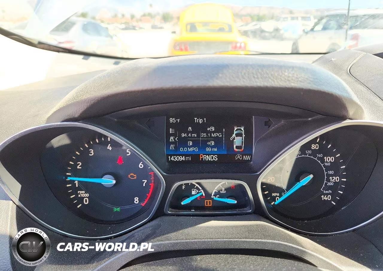 2018 Ford Escape Se VIN:1FMCU0GD2JUB15795 - 9