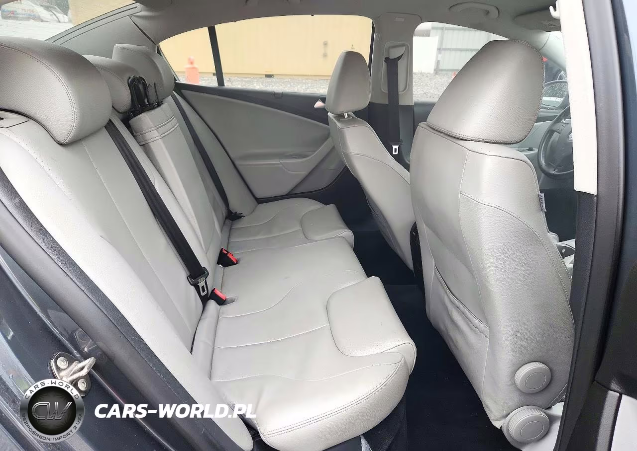 2009 Volkswagen Passat Turbo VIN:WVWJK73C59P041077 - 10