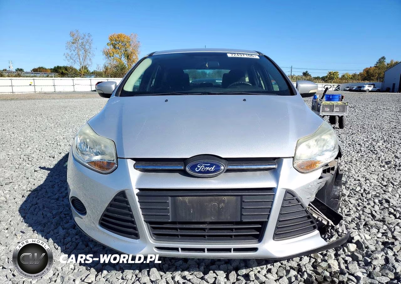 2014 Ford Focus Se VIN:1FADP3K22EL166934 - 5