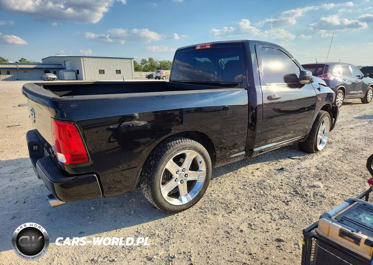 2013 Ram 1500 Sport VIN:3C6JR6CT9DG586371 - 3