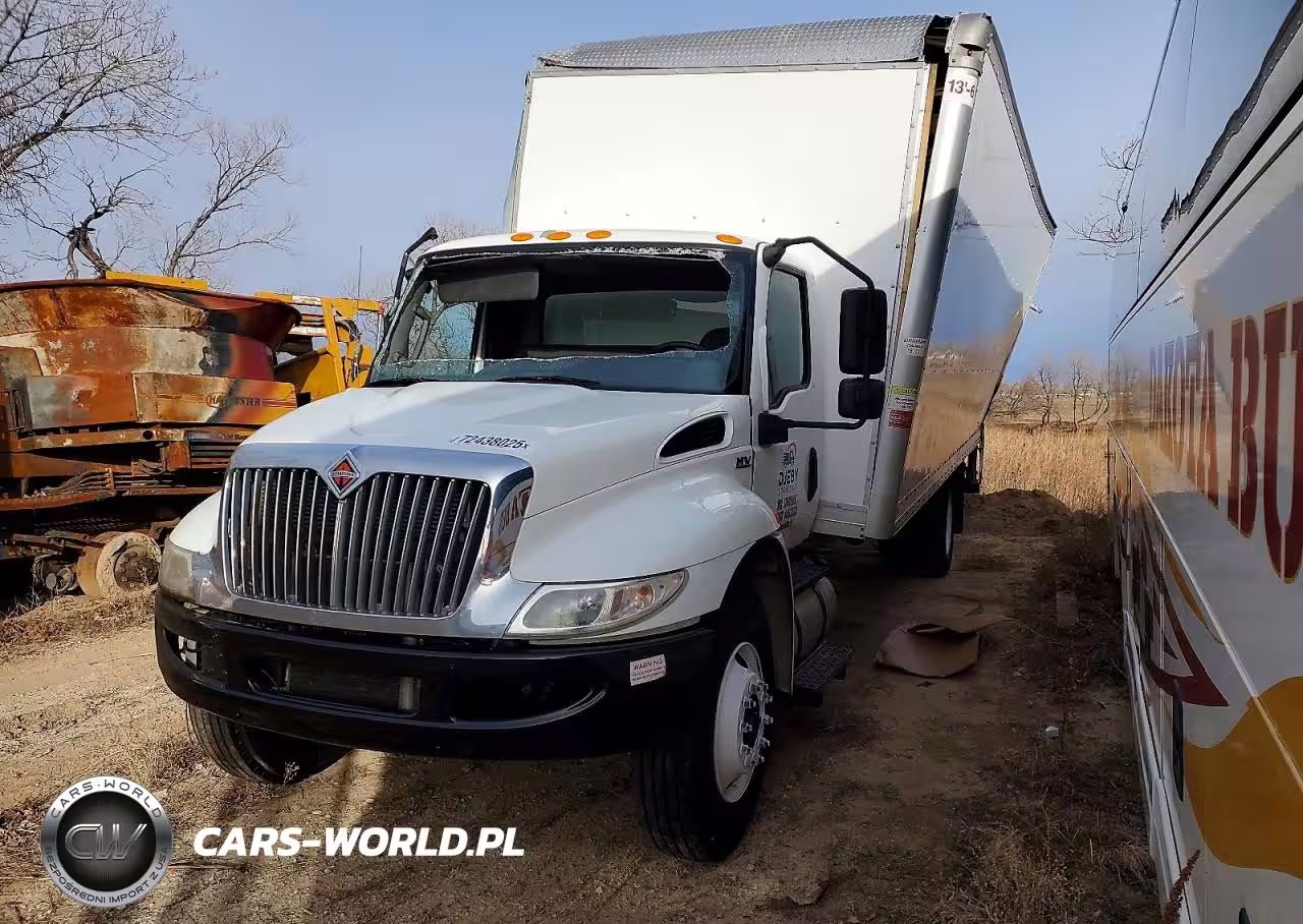 2020 International Mv607 Box Truck