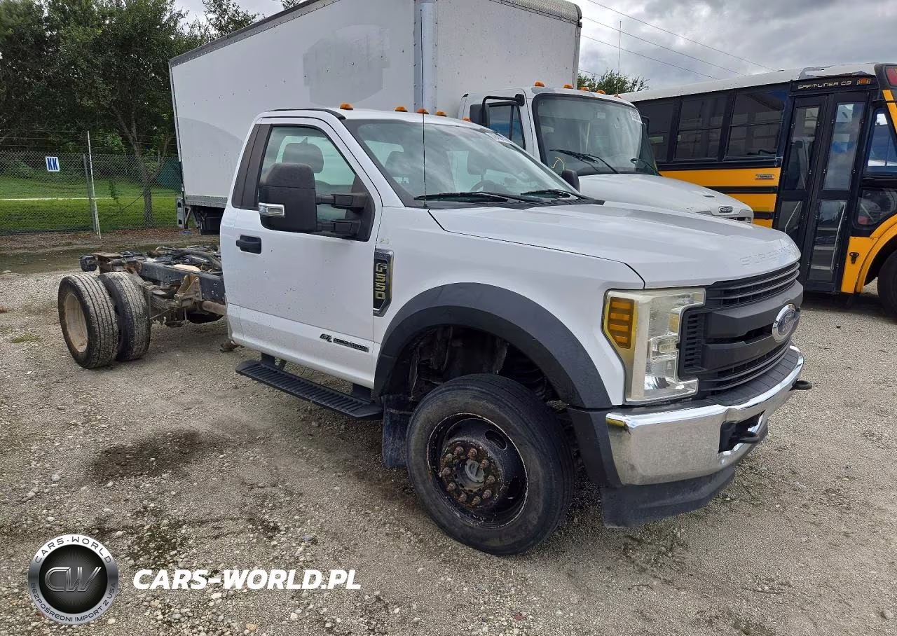 2019 Ford F550 Super Duty VIN:1FDUF5HT4KDA13482 - 4