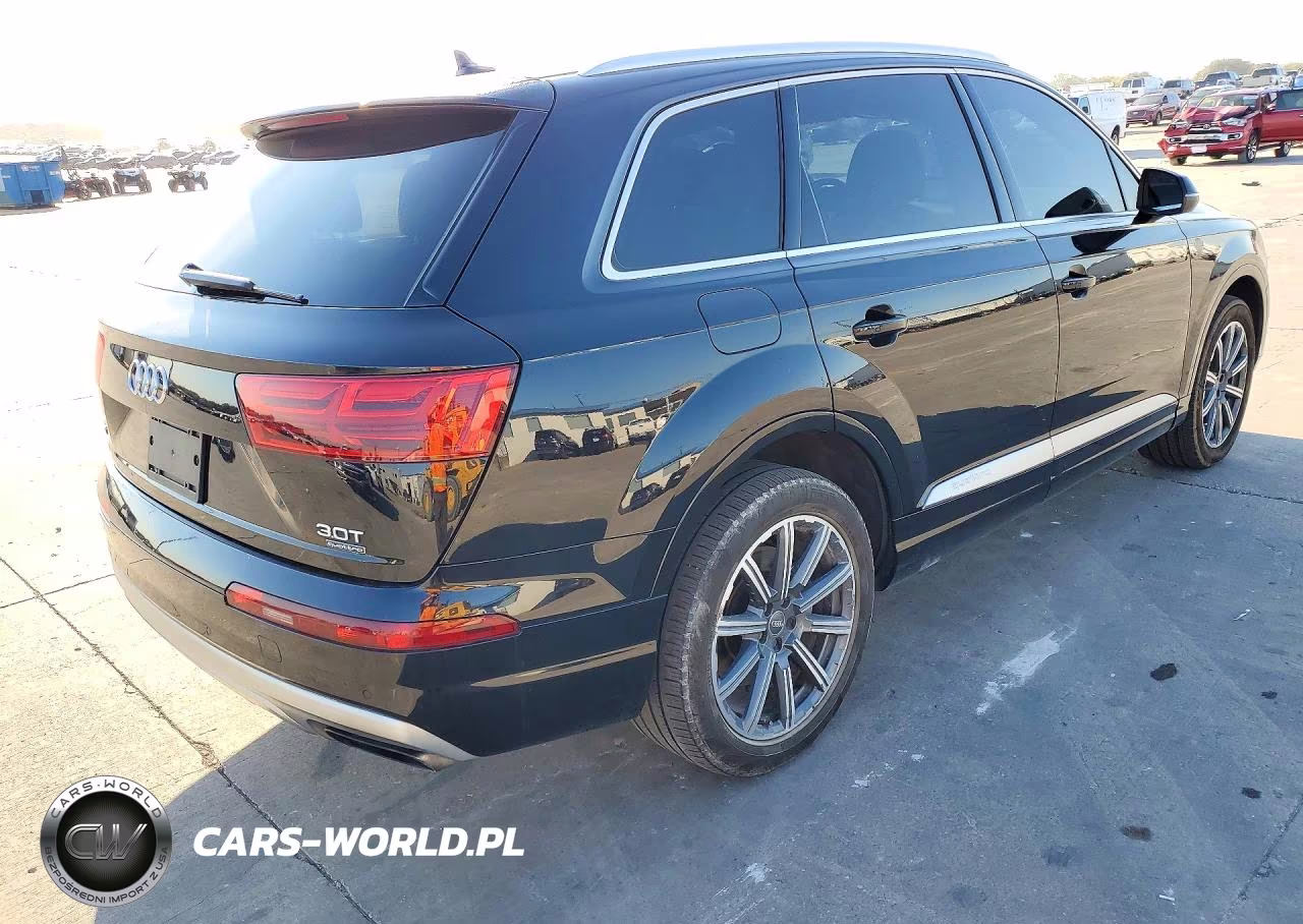 2017 Audi Q7 Prestige VIN:WA1VAAF7XHD037102 - 3