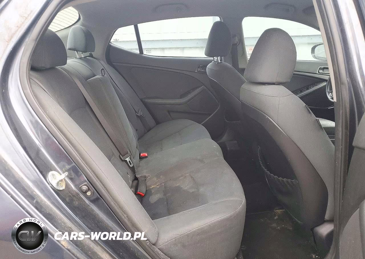 2015 Kia Optima Lx VIN:KNAGM4A71F5553836 - 10