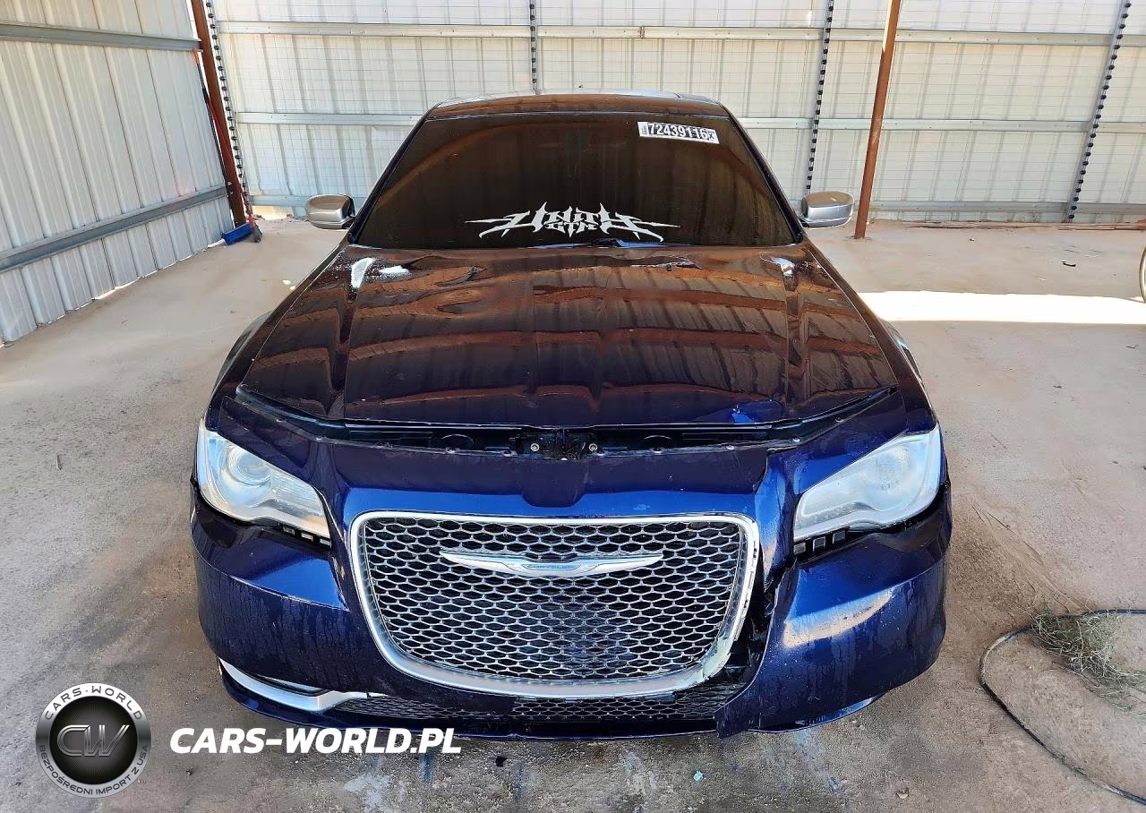 2016 Chrysler 300C Platinum VIN:2C3CCAPG4GH116745 - 5