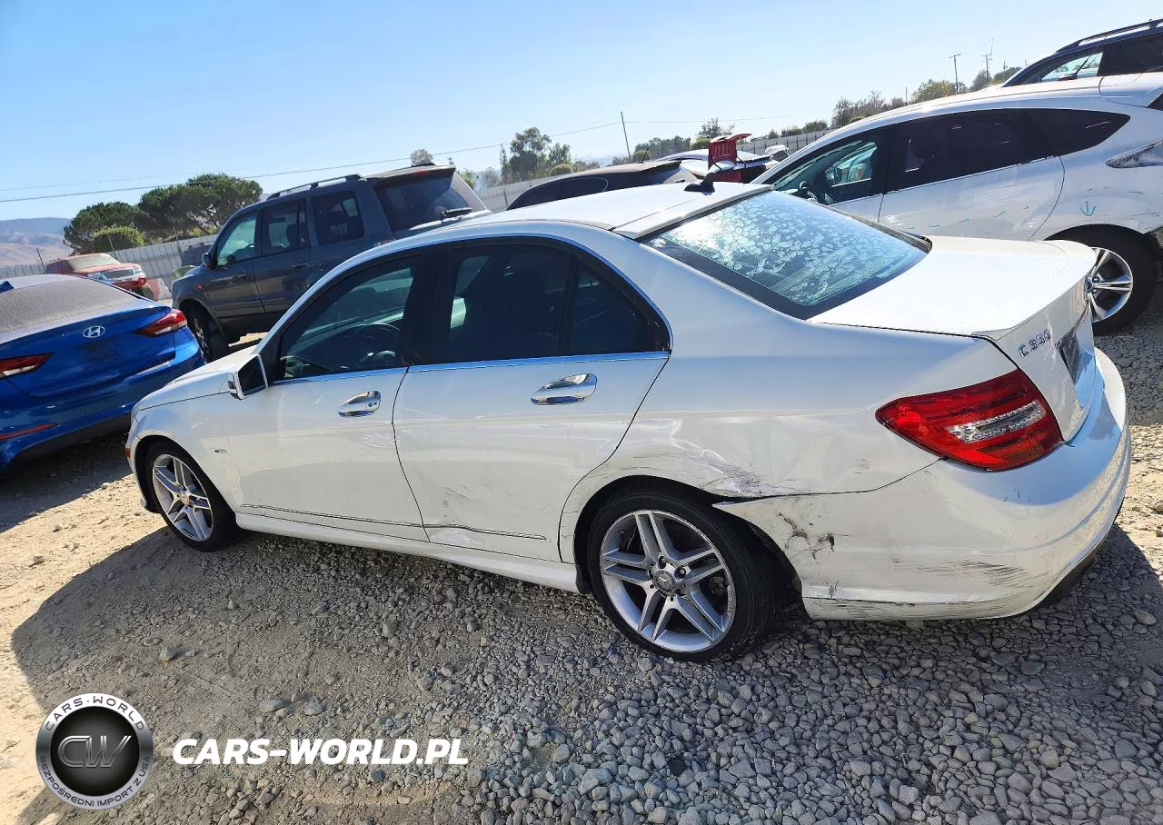 2012 Mercedes-Benz C 350 VIN:WDDGF5HB6CR191574 - 2