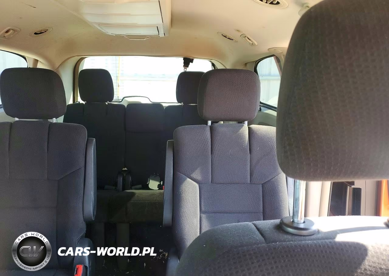 2011 Dodge Grand Caravan Crew VIN:2D4RN5DG2BR751724 - 10