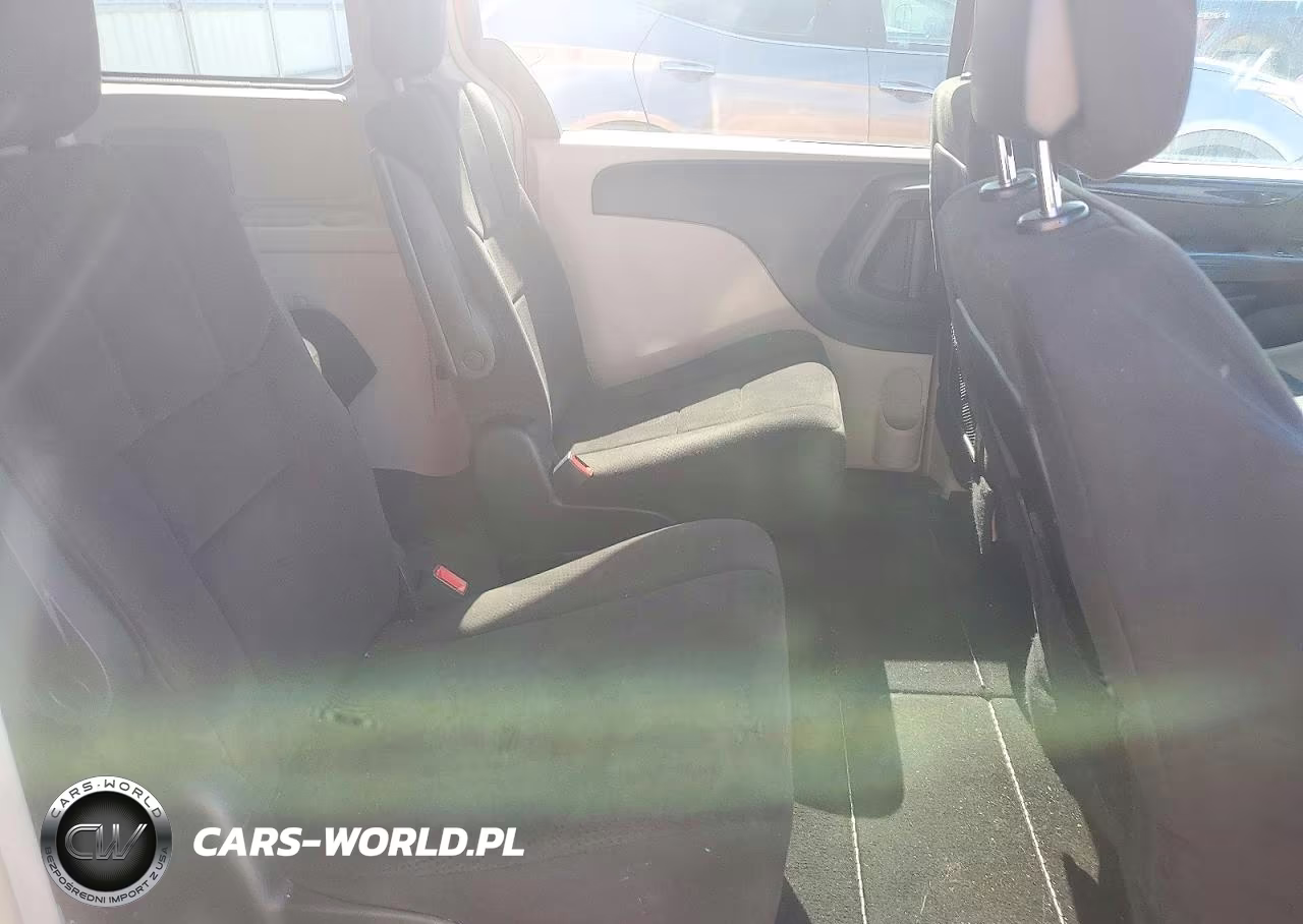 2011 Dodge Grand Caravan Crew VIN:2D4RN5DG2BR751724 - 11