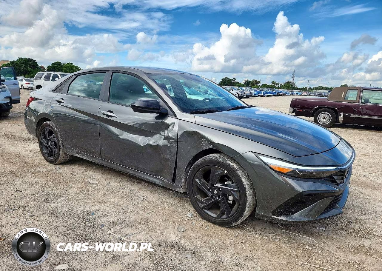 2026 Hyundai Elantra Sel Sport VIN:KMHLM4DG8TU224772 - 4