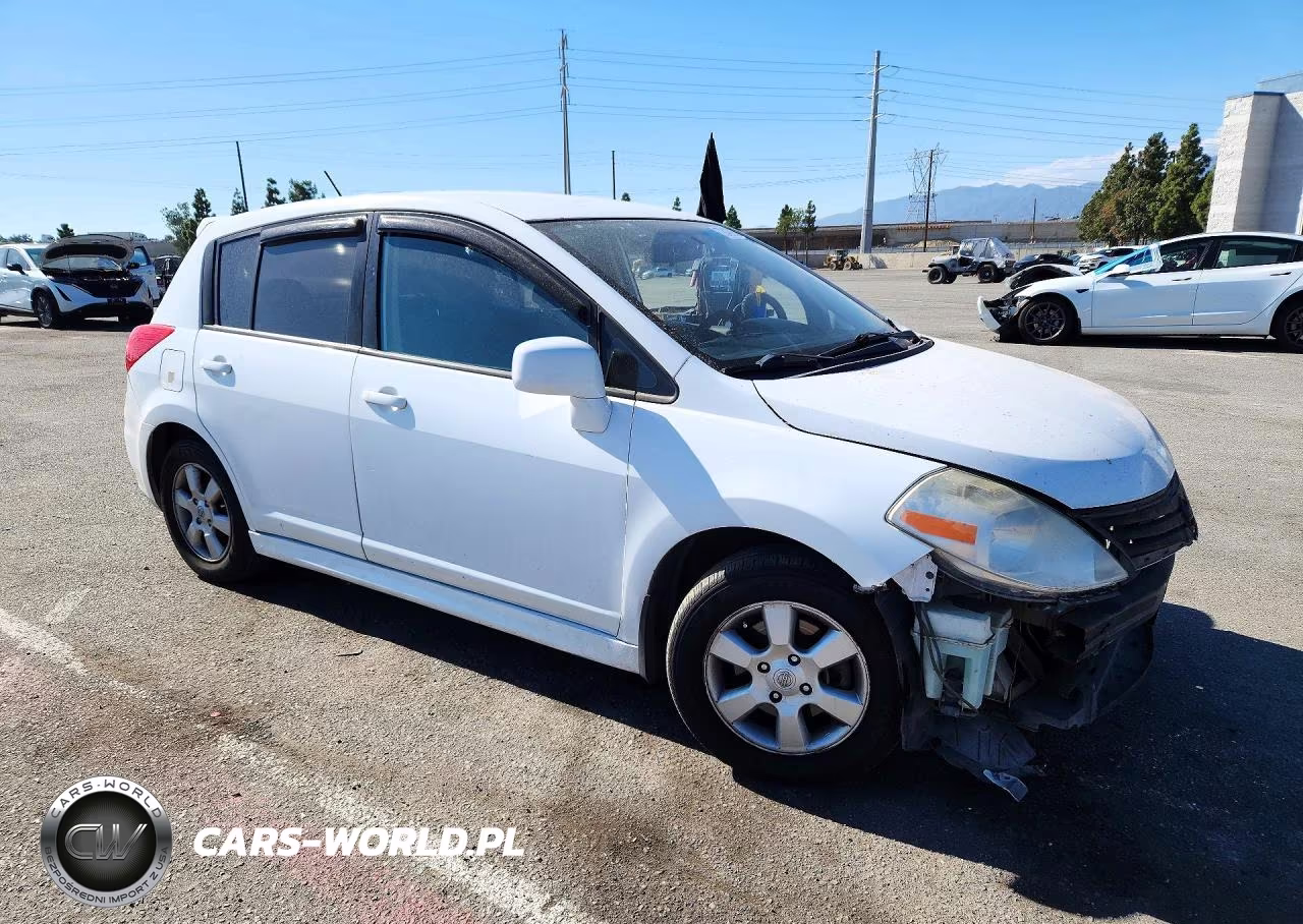 2010 Nissan Versa 1.8 S VIN:3N1BC1CP0AL419570 - 4