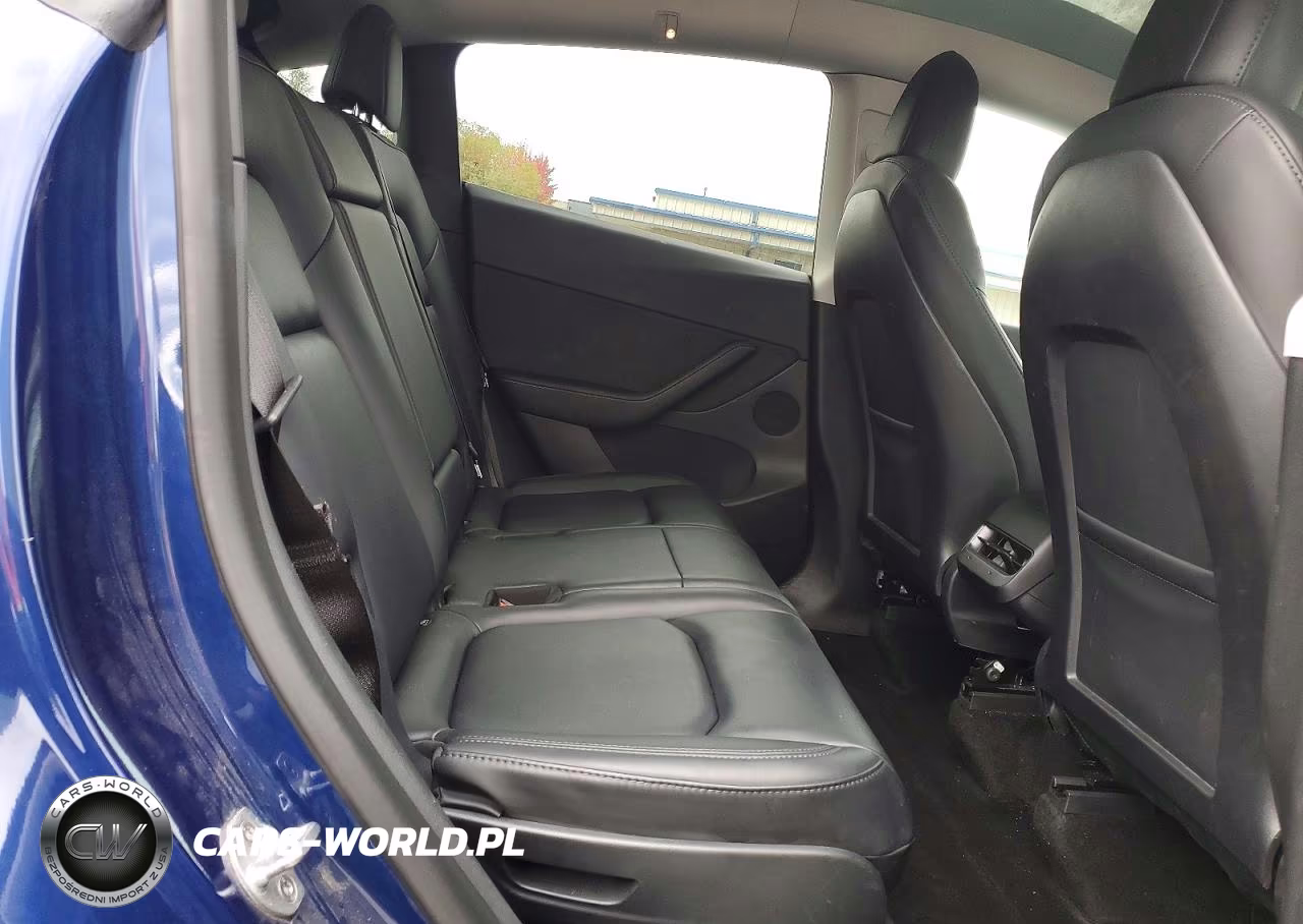 2022 Tesla Model Y VIN:7SAYGAEE9NF506401 - 11