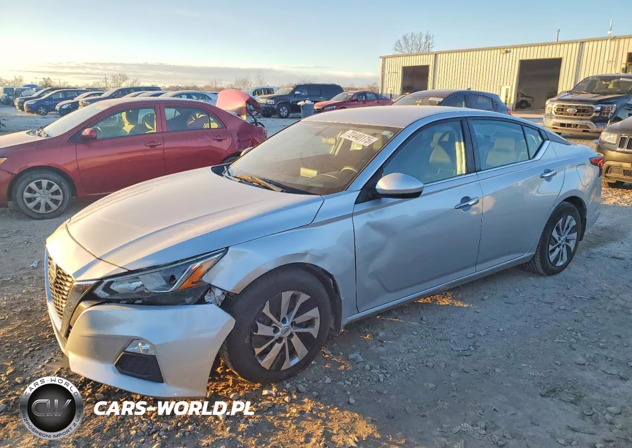 2019 Nissan Altima S