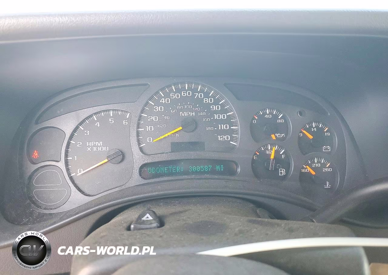 2003 GMC Yukon VIN:1GKEK13T53J134968 - 9