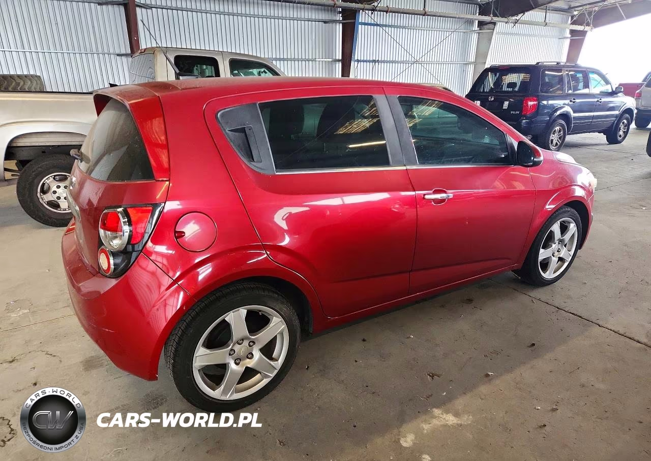2013 Chevrolet Sonic Ltz VIN:1G1JE6SGXD4207277 - 3