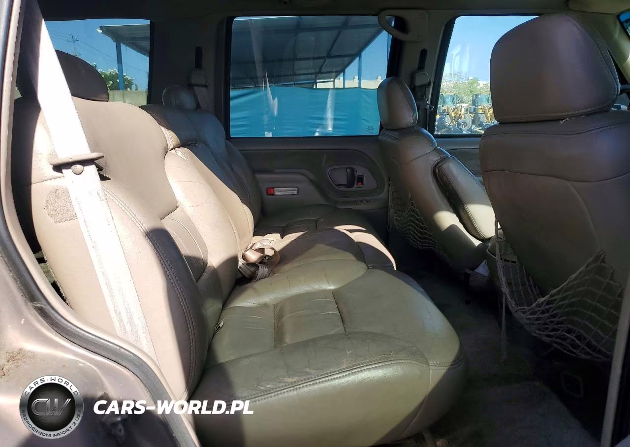 1997 GMC Yukon VIN:1GKEK13R4VJ737496 - 11