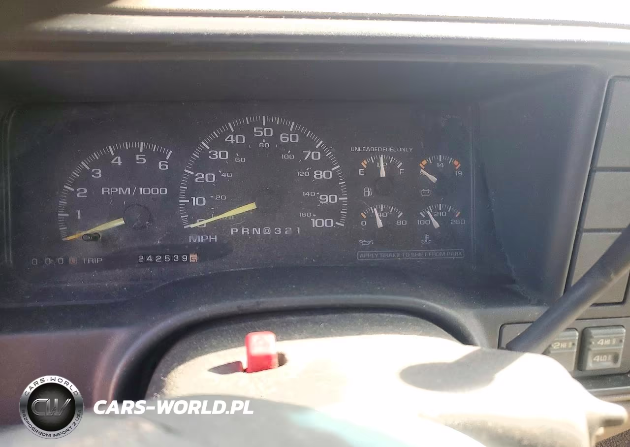 1997 GMC Yukon VIN:1GKEK13R4VJ737496 - 9