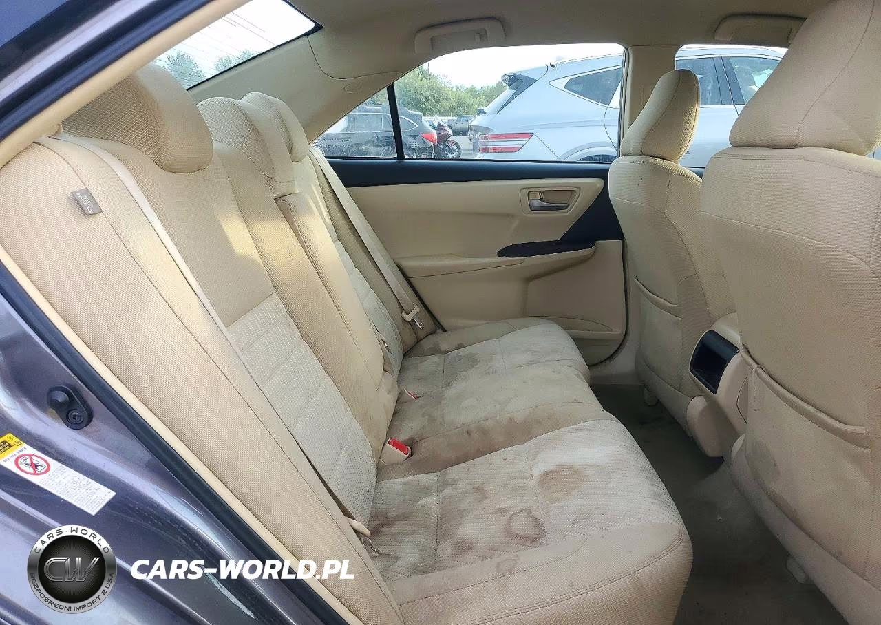 2015 Toyota Camry Le VIN:4T1BF1FK8FU082742 - 10