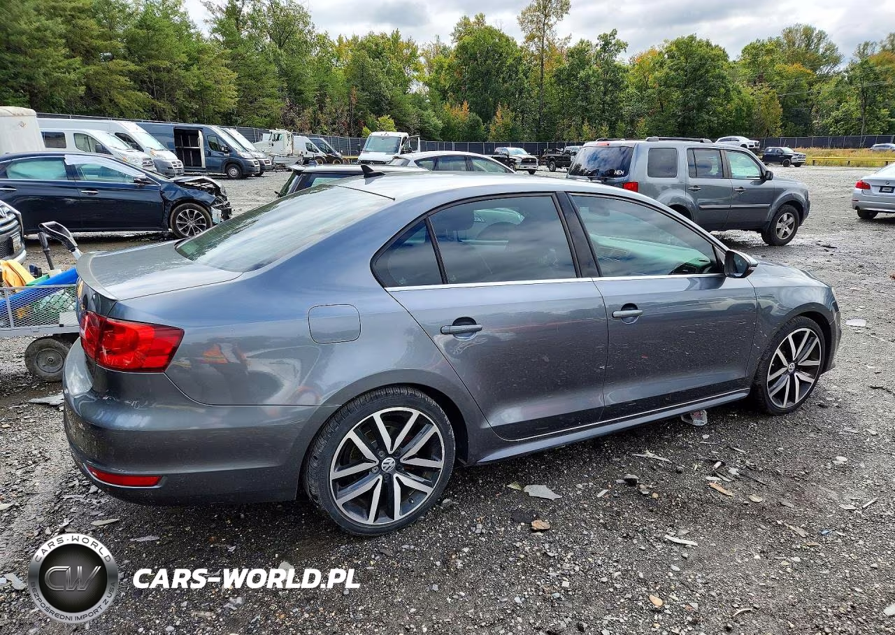 2013 Volkswagen Jetta Gli VIN:3VW467AJ8DM248593 - 3