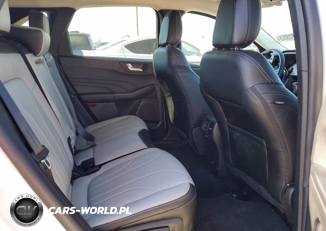 2025 Ford Escape VIN:1FMCU0E15SUB15168 - 10