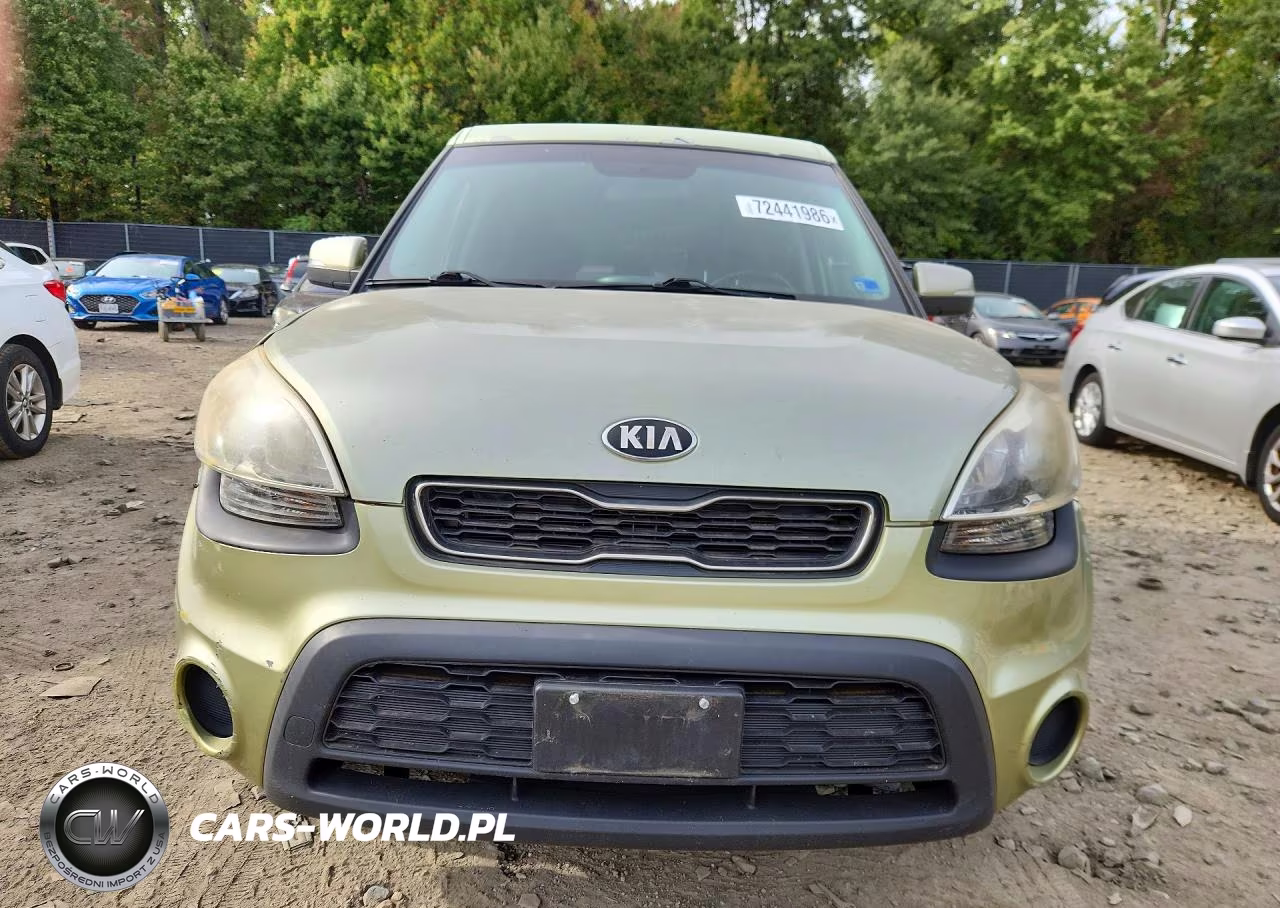 2013 Kia Soul + VIN:KNDJT2A64D7494614 - 5