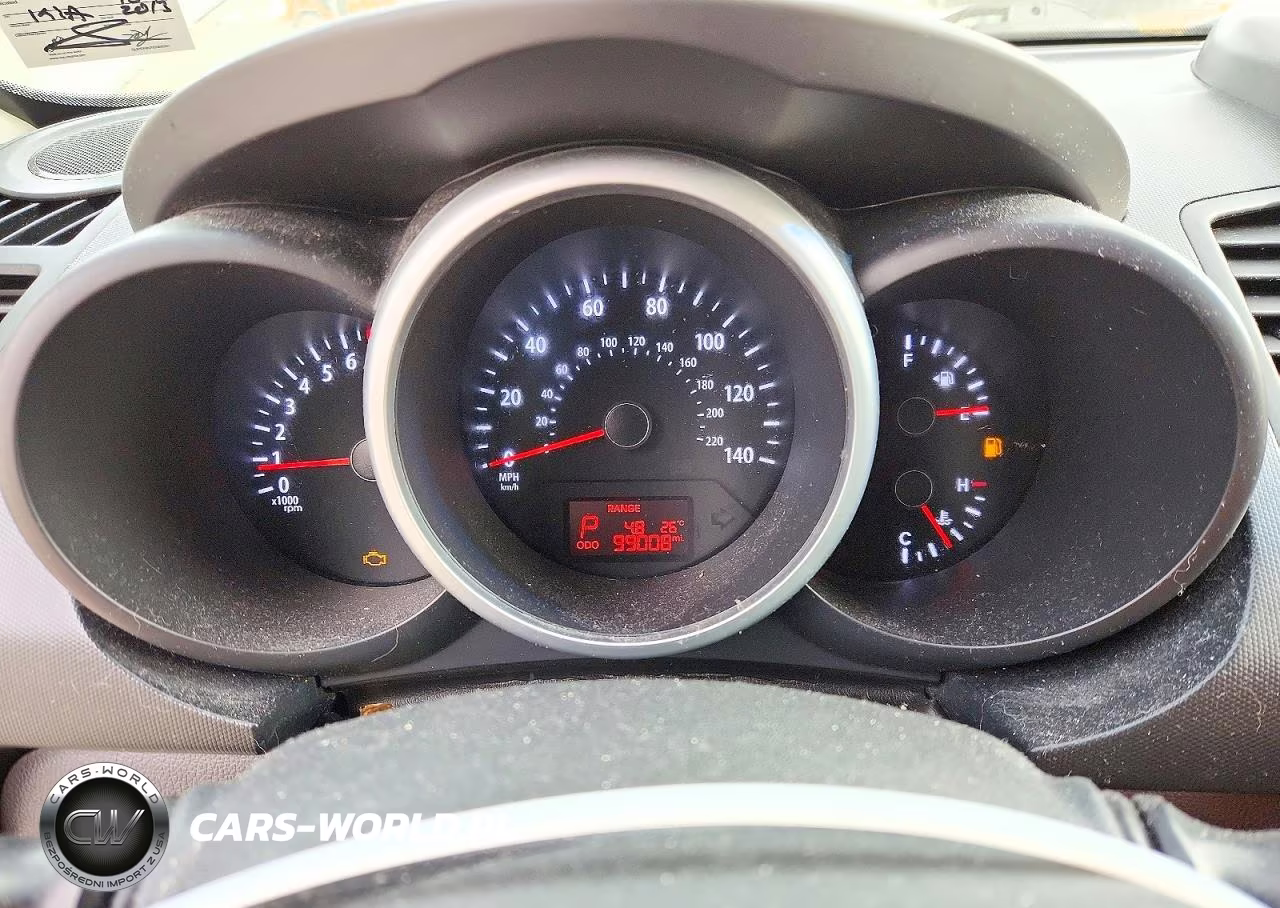 2013 Kia Soul + VIN:KNDJT2A64D7494614 - 9