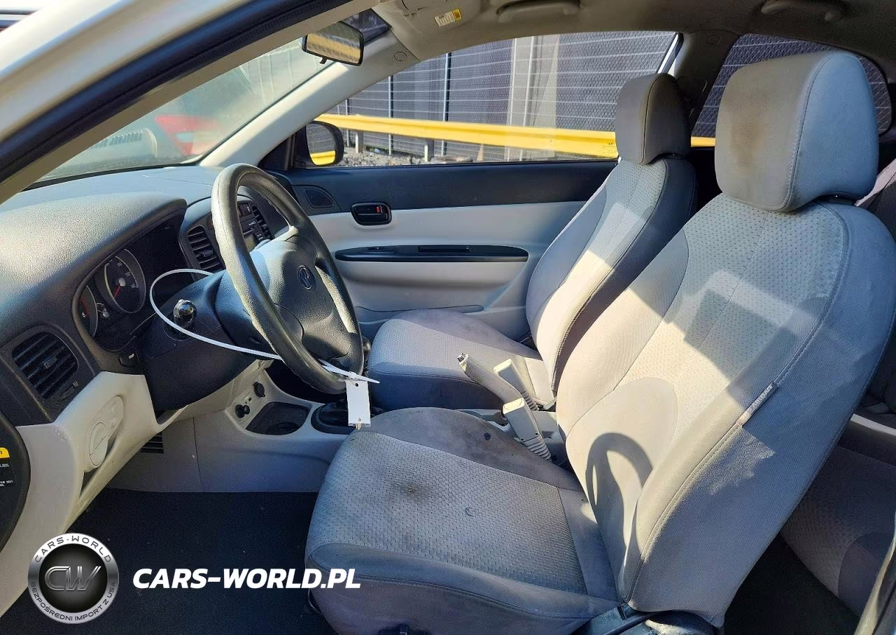 2010 Hyundai Accent Gs VIN:KMHCM3AC2AU171754 - 7