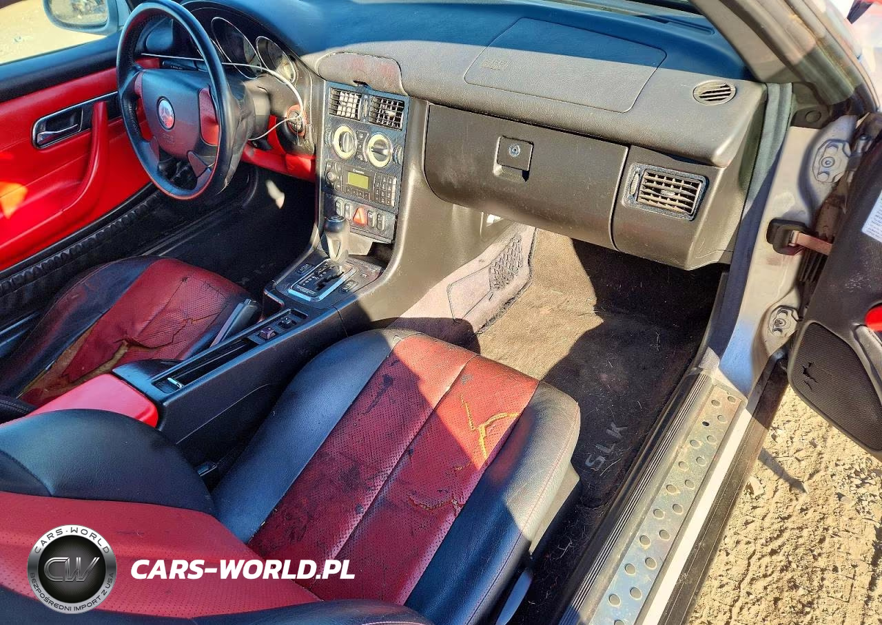 1999 Mercedes-Benz Slk 230 Kompressor VIN:WDBKK47F5XF117504 - 8