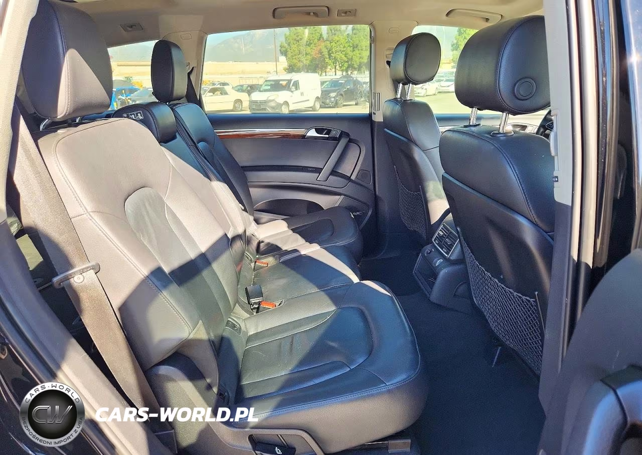 2015 Audi Q7 Premium Plus VIN:WA1LGAFE1FD019668 - 11