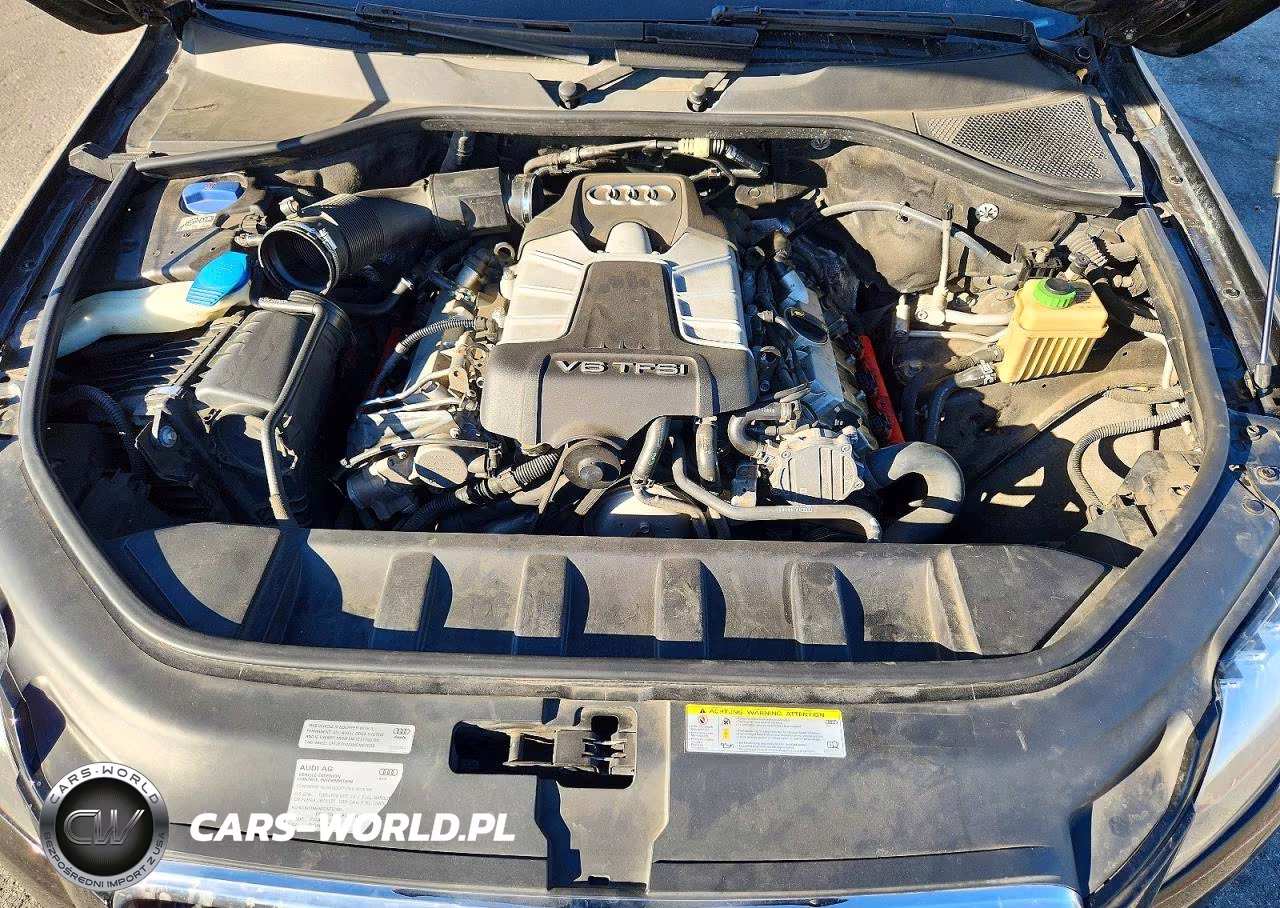 2015 Audi Q7 Premium Plus VIN:WA1LGAFE1FD019668 - 12