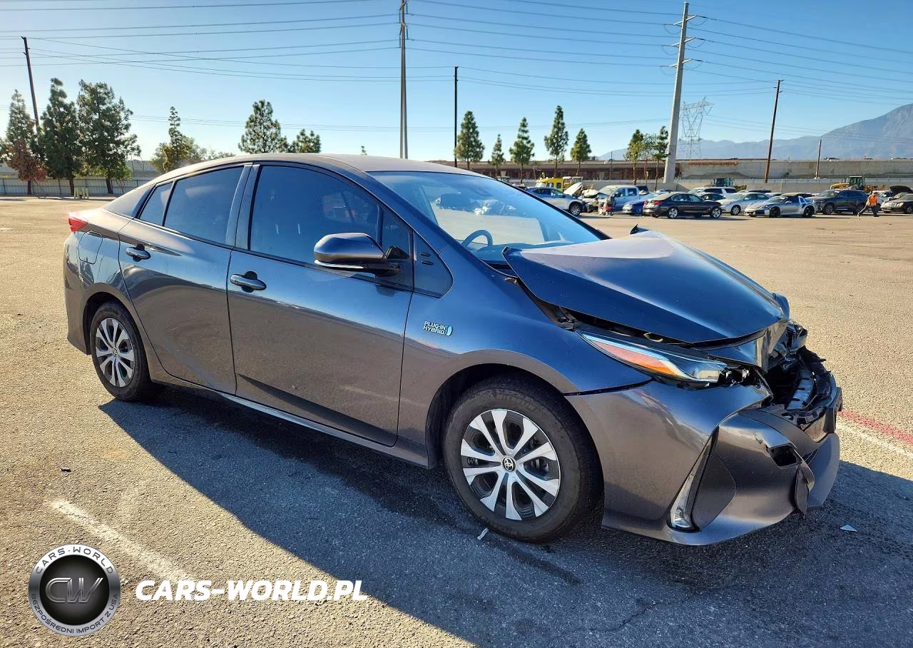 2021 Toyota Prius Prime Le VIN:JTDKAMFP9M3173702 - 4