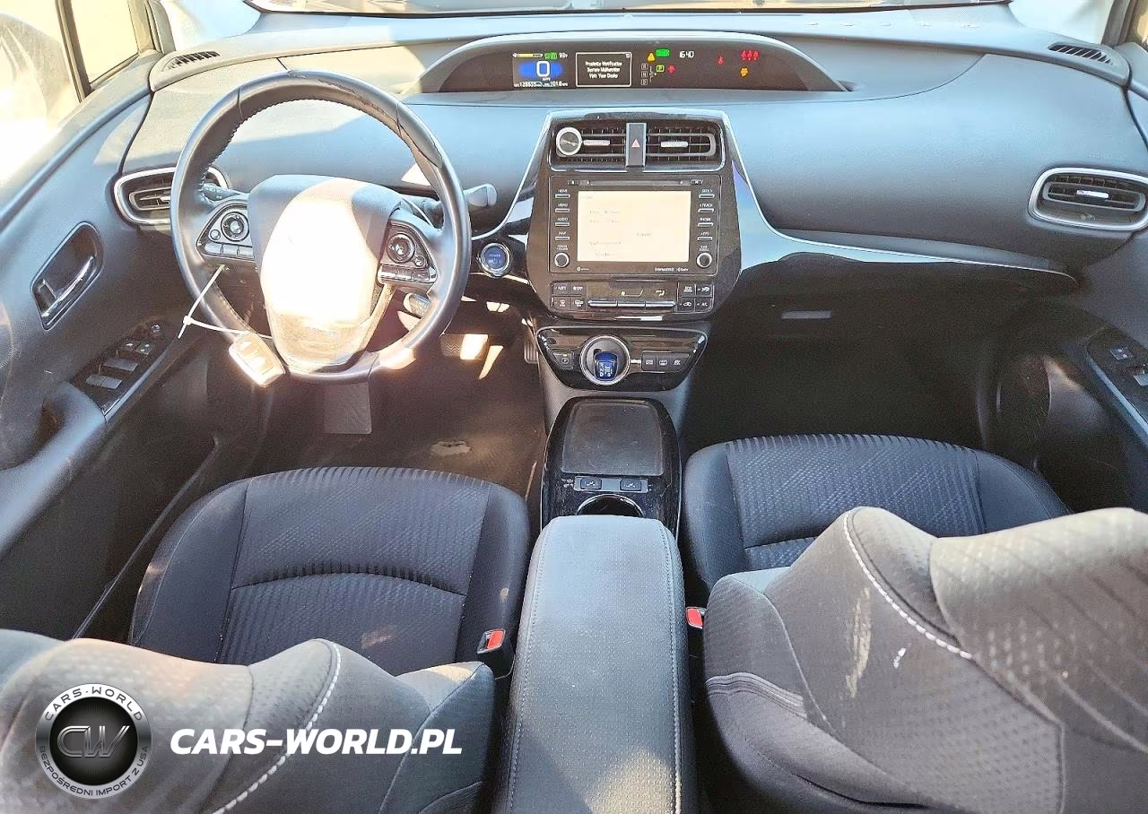 2021 Toyota Prius Prime Le VIN:JTDKAMFP9M3173702 - 8