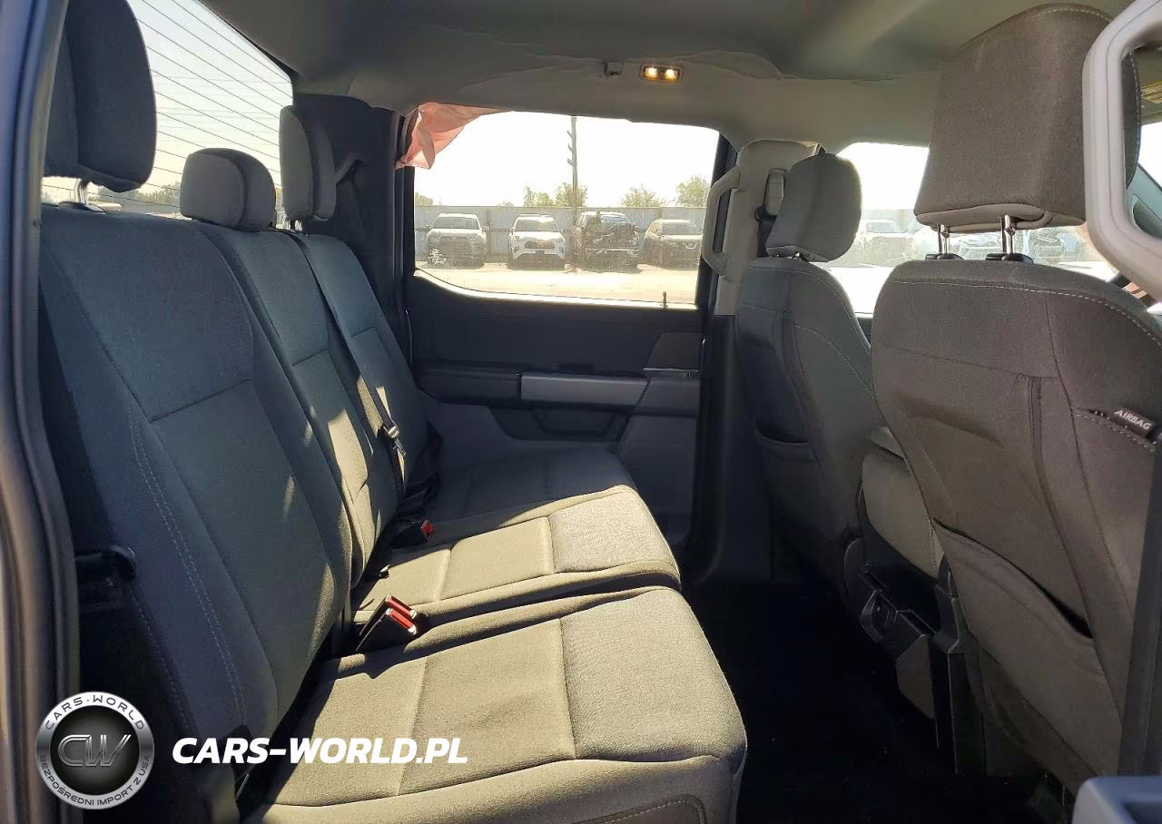 2025 Ford F150 Xlt VIN:1FTEW3K88SKE76982 - 10