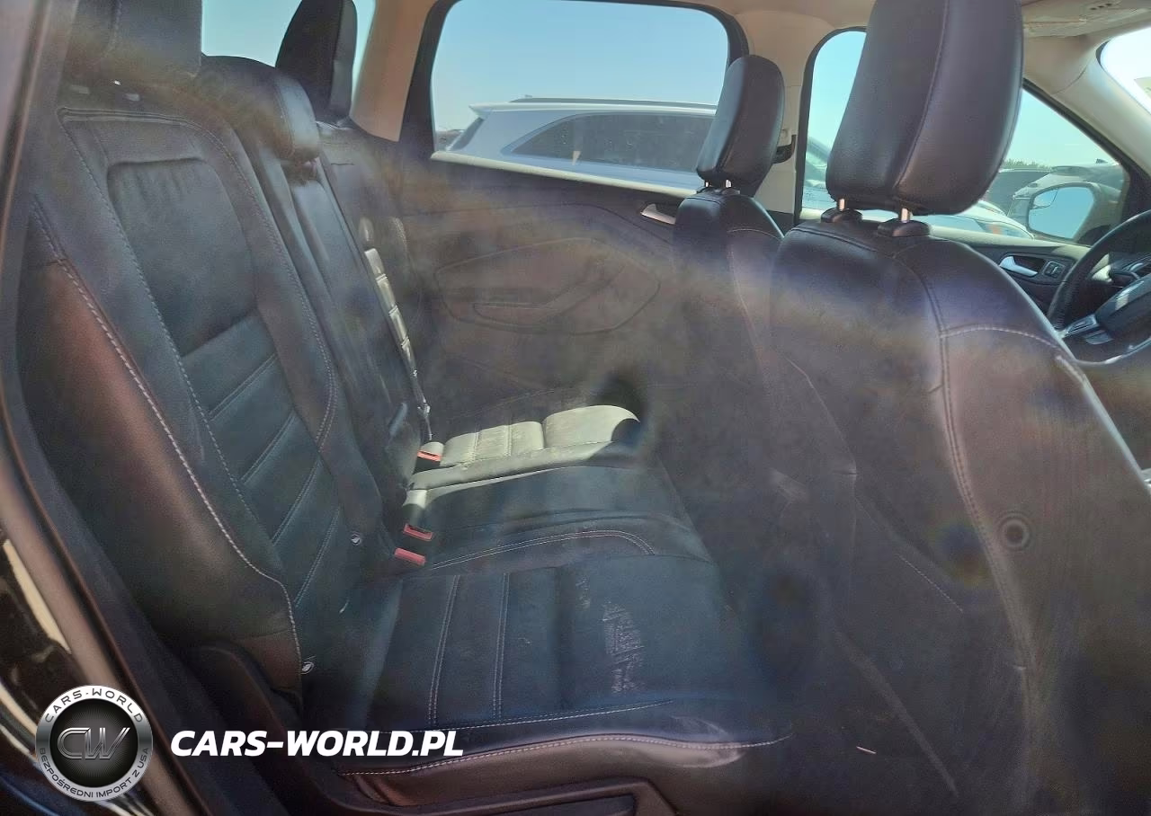 2018 Ford Escape Titanium VIN:1FMCU0J96JUA03862 - 11