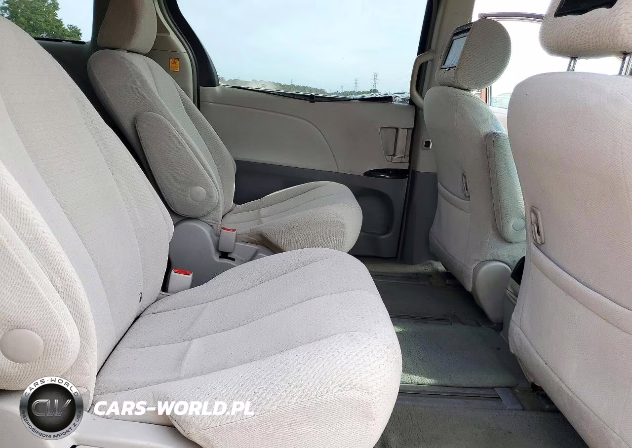2012 Toyota Sienna Le VIN:5TDJK3DC5CS045425 - 11