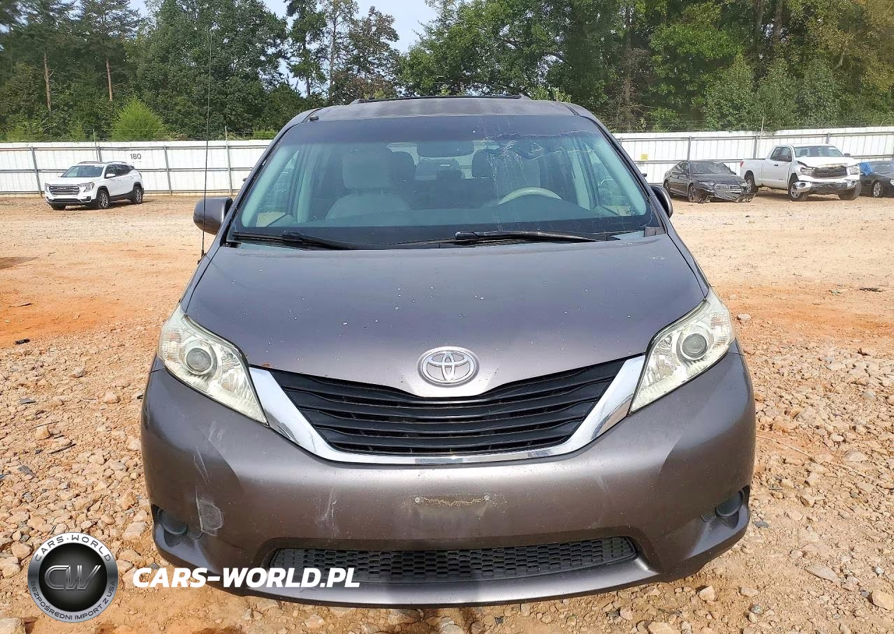 2012 Toyota Sienna Le VIN:5TDJK3DC5CS045425 - 5