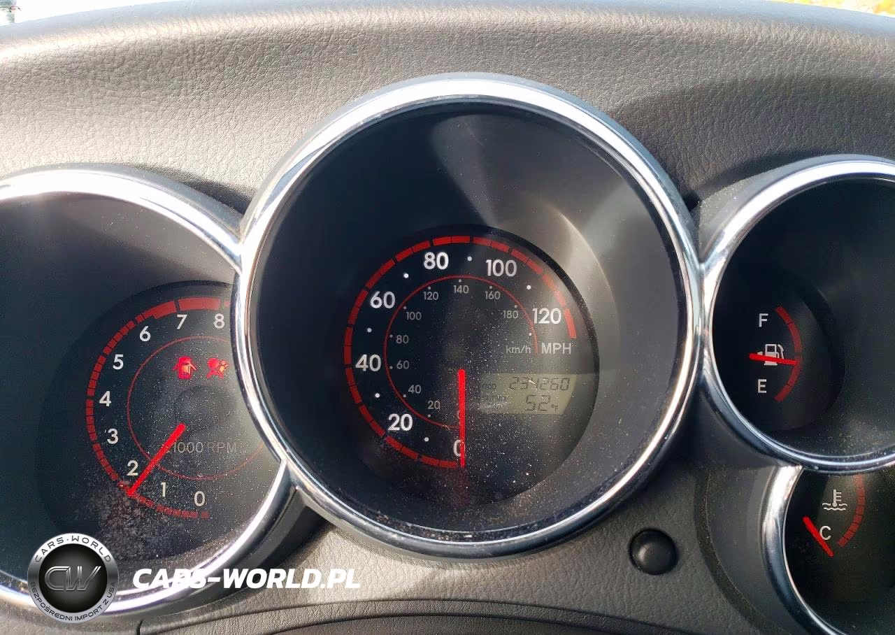 2005 Toyota Matrix VIN:2T1KR32E35C482579 - 9
