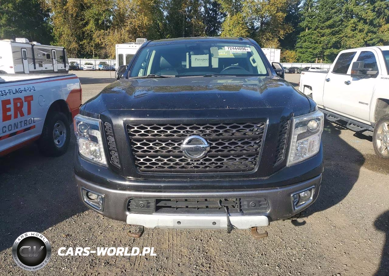 2017 Nissan Titan Xd Pro-4X VIN:1N6BA1F41HN568047 - 5
