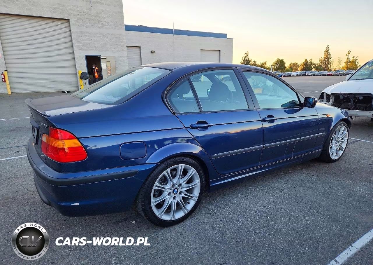 2004 BMW 330 I VIN:WBAEV53464KM37673 - 3