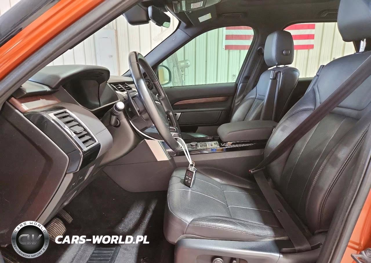 2019 Land Rover Discovery Hse VIN:SALRR2RV9KA082873 - 7