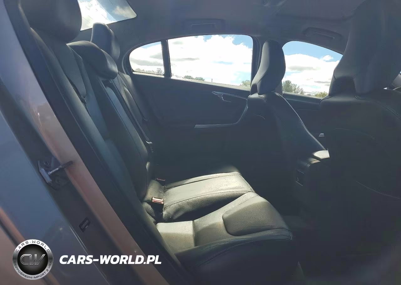 2016 Volvo S60 Premier VIN:YV126MFK4G2411899 - 10