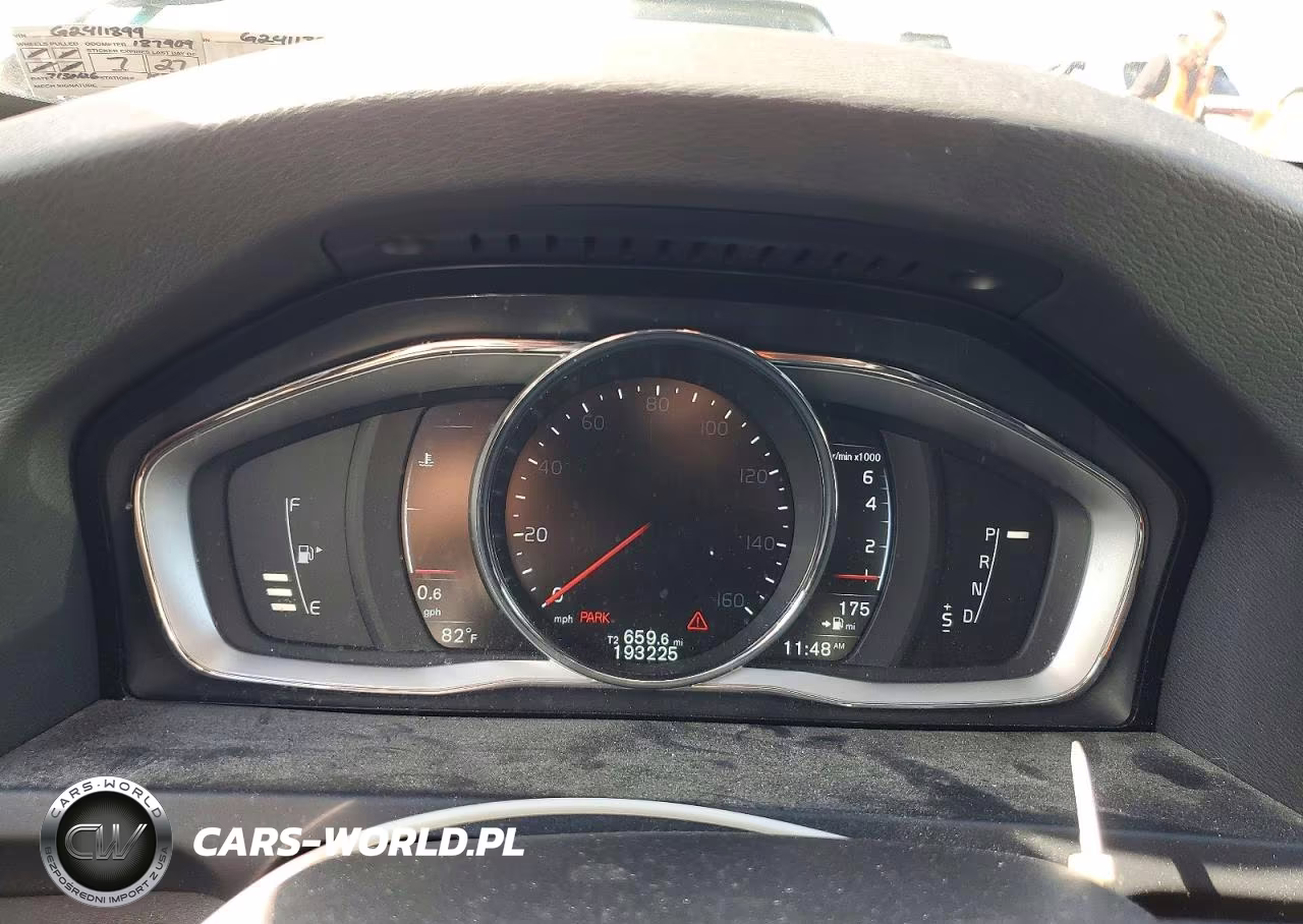 2016 Volvo S60 Premier VIN:YV126MFK4G2411899 - 9