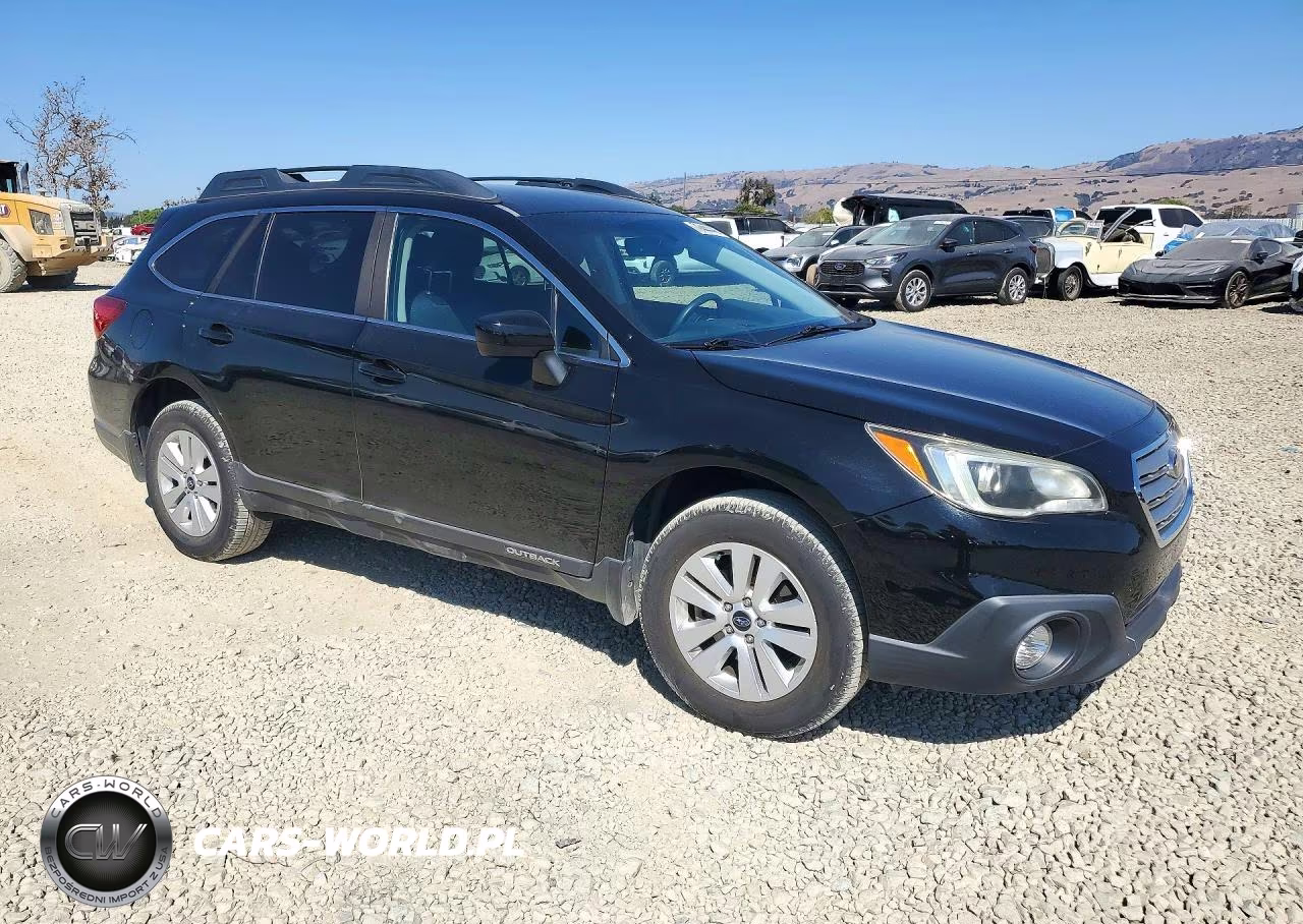 2017 Subaru Outback 2.5I Premium VIN:4S4BSACCXH3396829 - 4