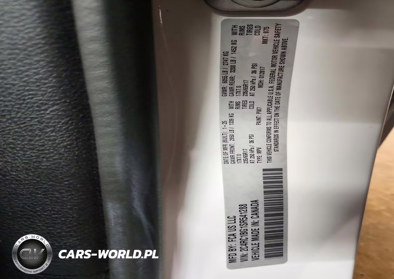 2025 Chrysler Pacifica Select VIN:2C4RC1BG1SR541288 - 13