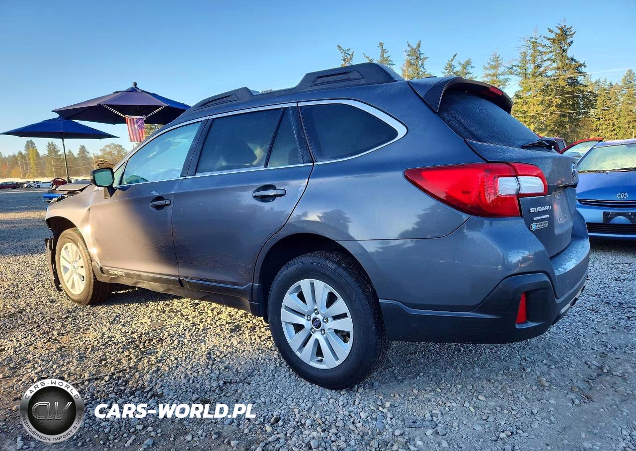 2018 Subaru Outback 2.5I Premium VIN:4S4BSAFC1J3325665 - 2