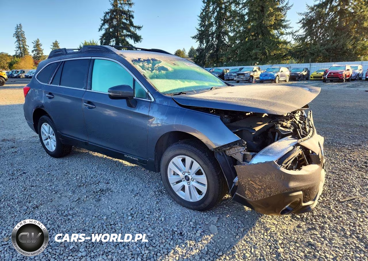2018 Subaru Outback 2.5I Premium VIN:4S4BSAFC1J3325665 - 4