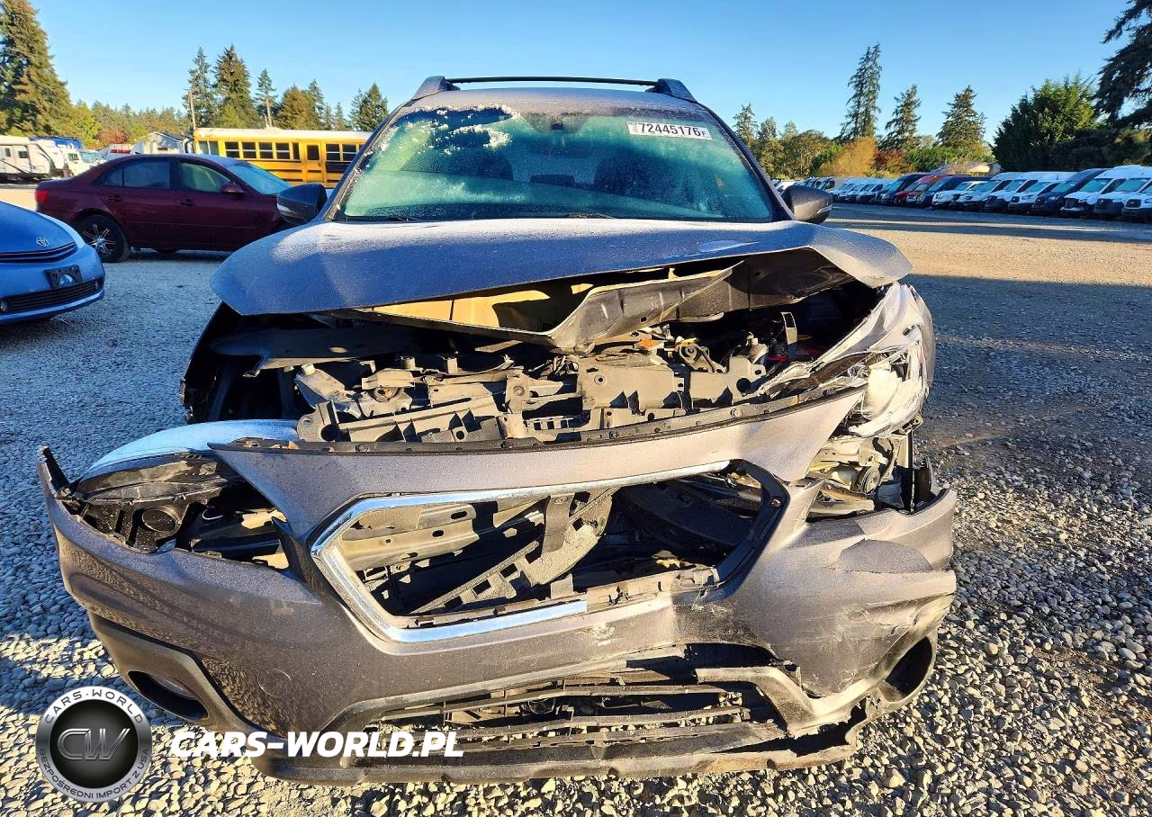 2018 Subaru Outback 2.5I Premium VIN:4S4BSAFC1J3325665 - 5
