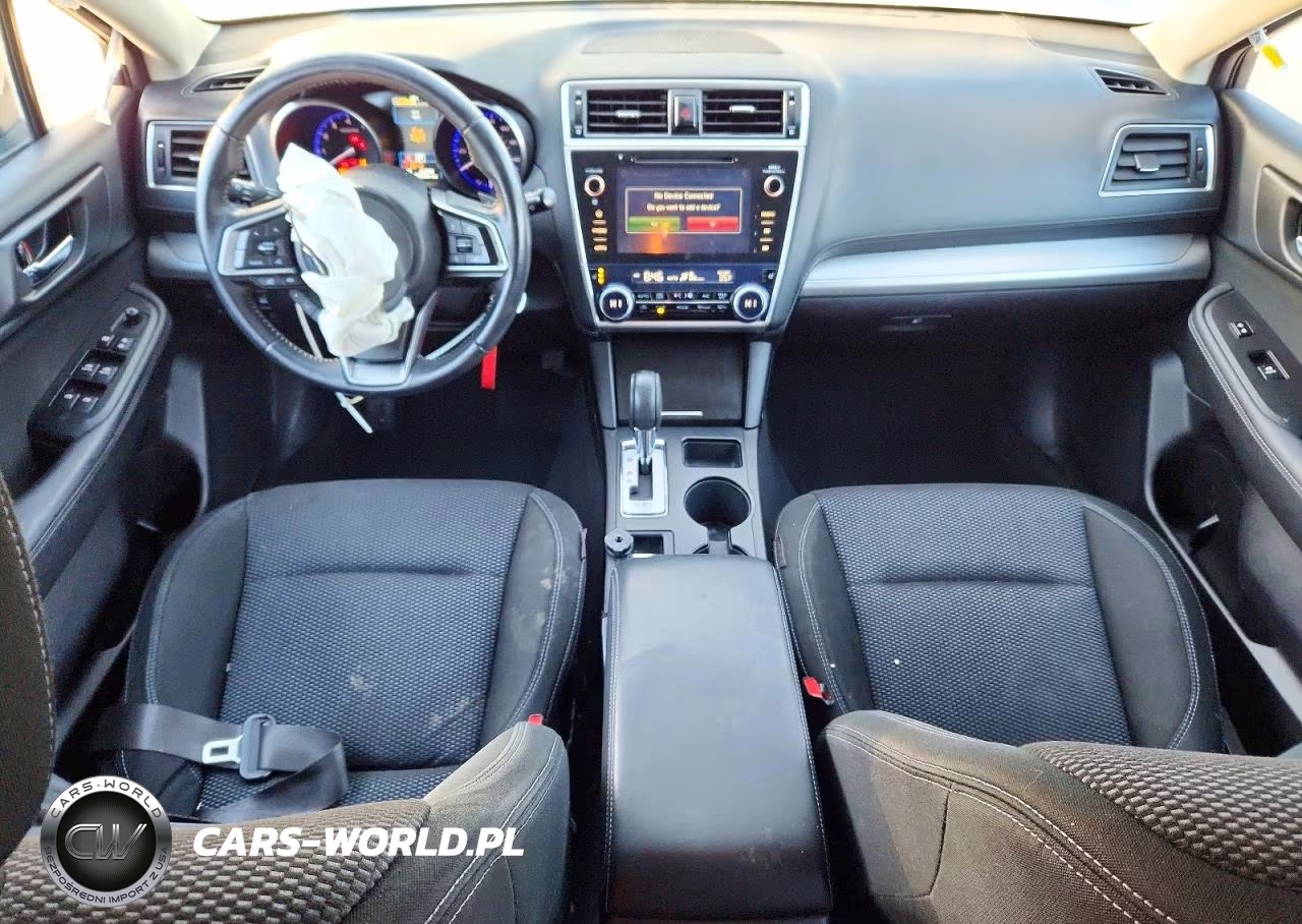 2018 Subaru Outback 2.5I Premium VIN:4S4BSAFC1J3325665 - 8