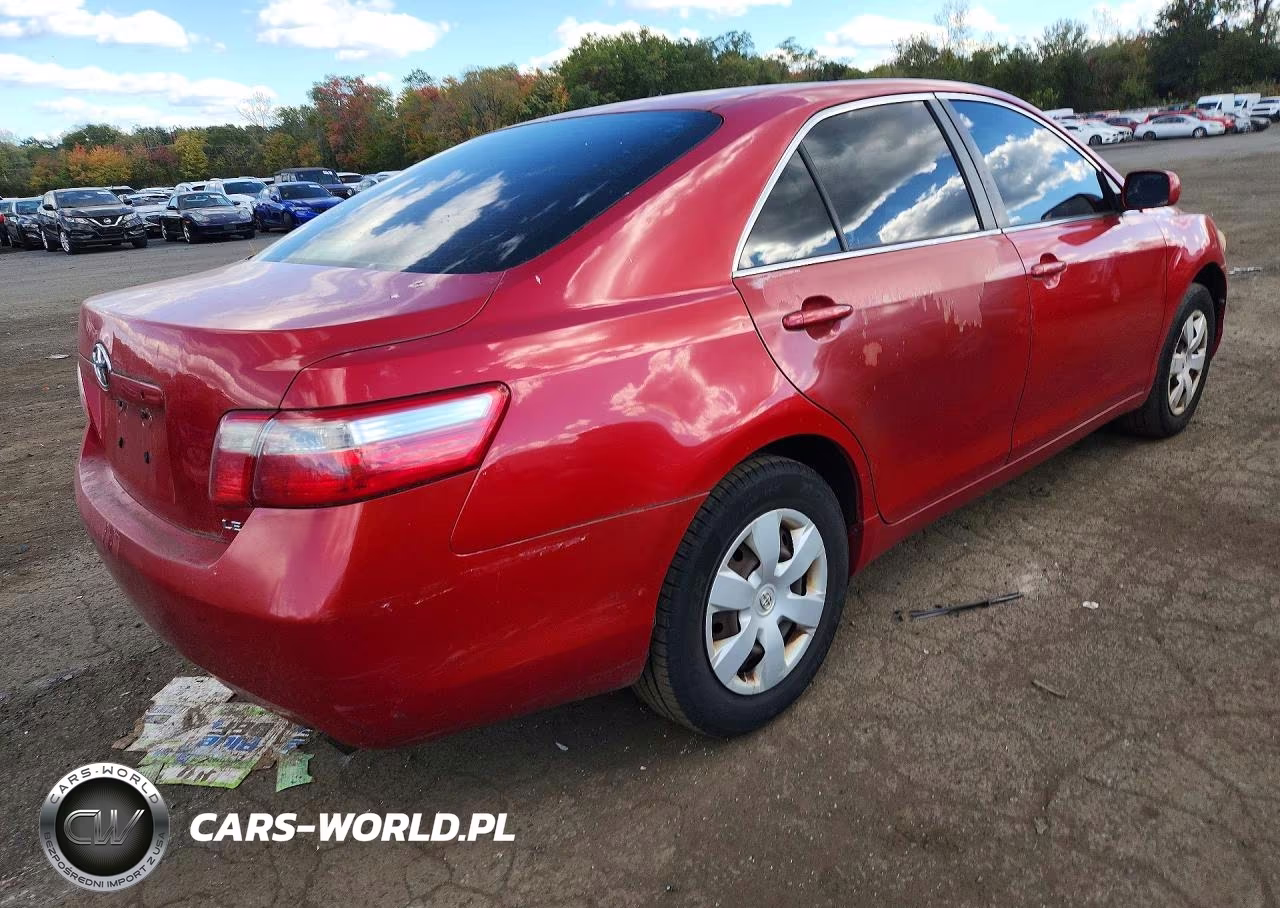 2007 Toyota Camry Le VIN:4T1BE46K07U040216 - 3