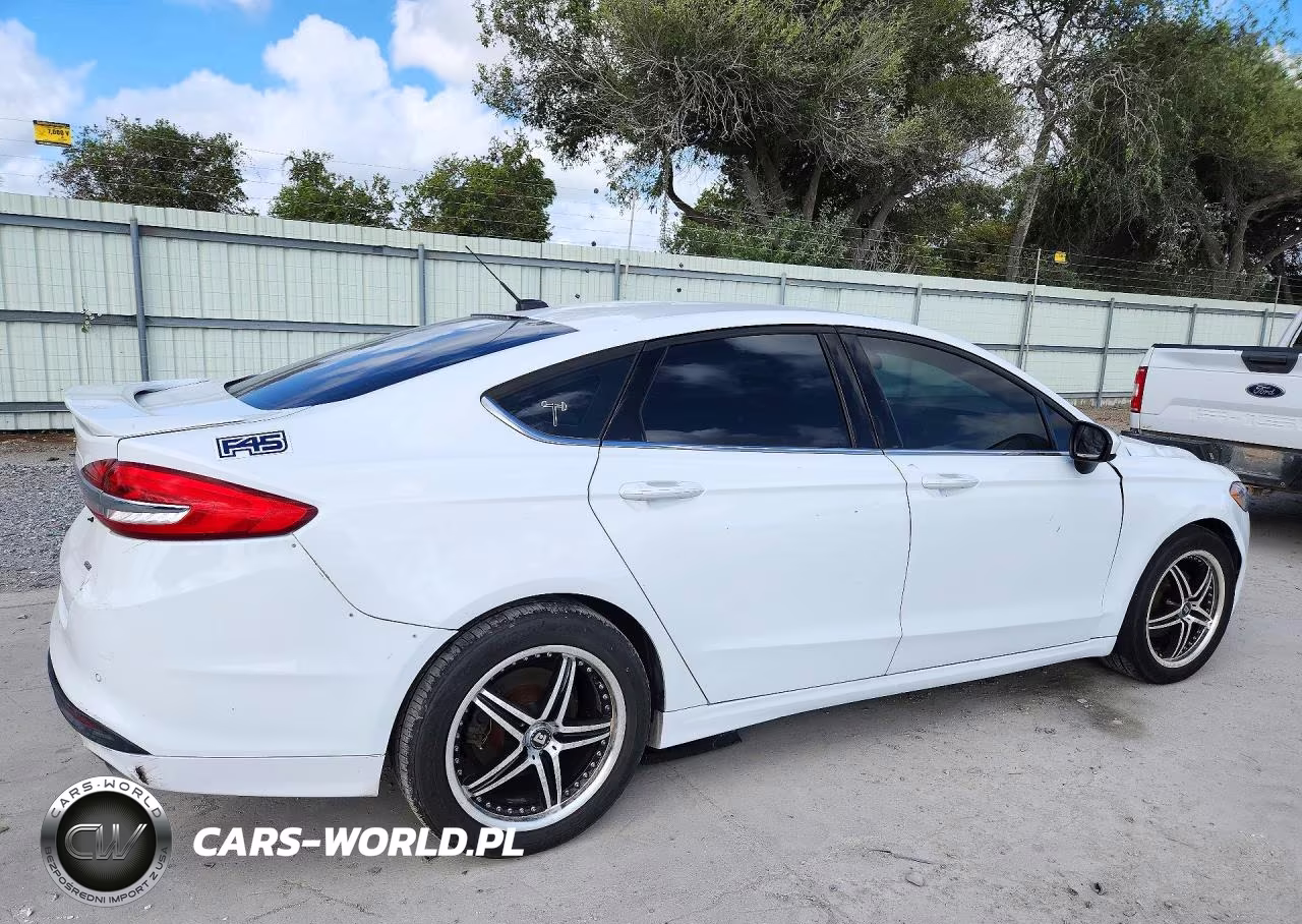 2017 Ford Fusion Se VIN:3FA6P0H76HR366926 - 3